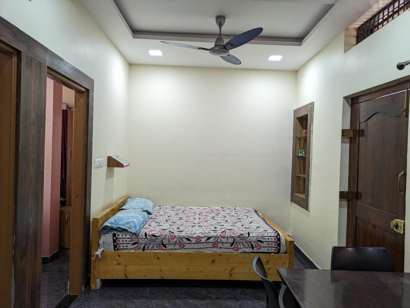 Vijayanagara Home Stay Hampi Exterior foto